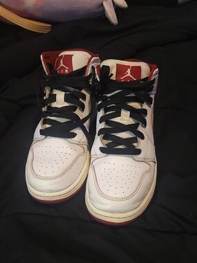 AIR JORDAN 1 RETRO MID SIZE White Gym Red 6 KID